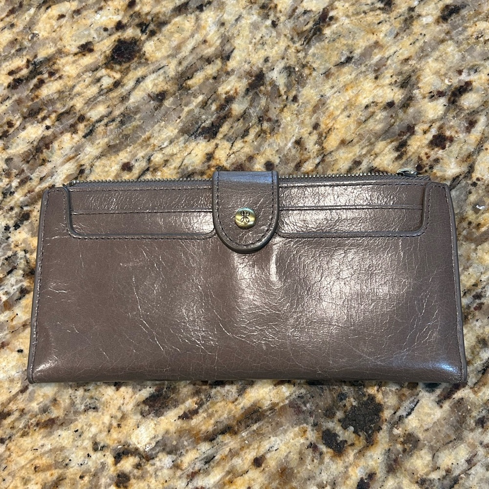 Hobo wallet leather